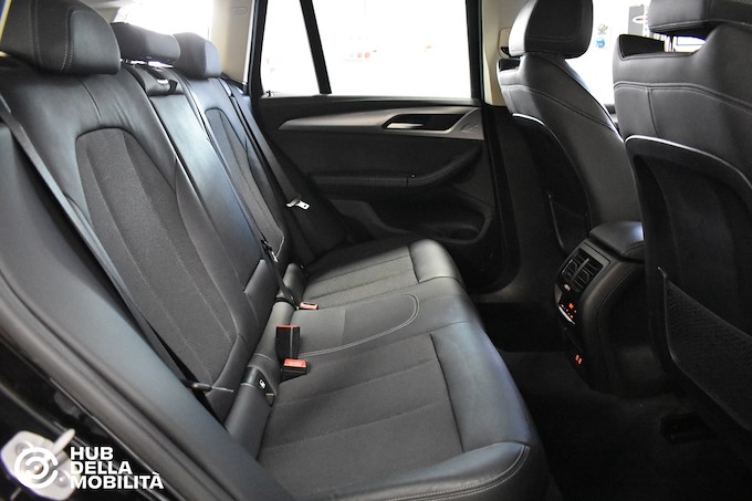 BMW X3 xDrive20d 48V Business Advantage